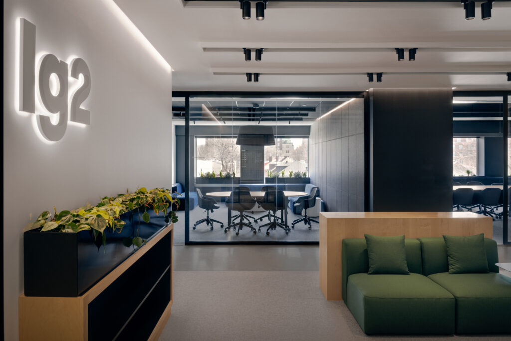 Projet : Aménagement des bureaux de LG2 Réalisé pour : LG2 Rôle : Entrepreneur Général Localisation : Québec, Quartier Montcalm